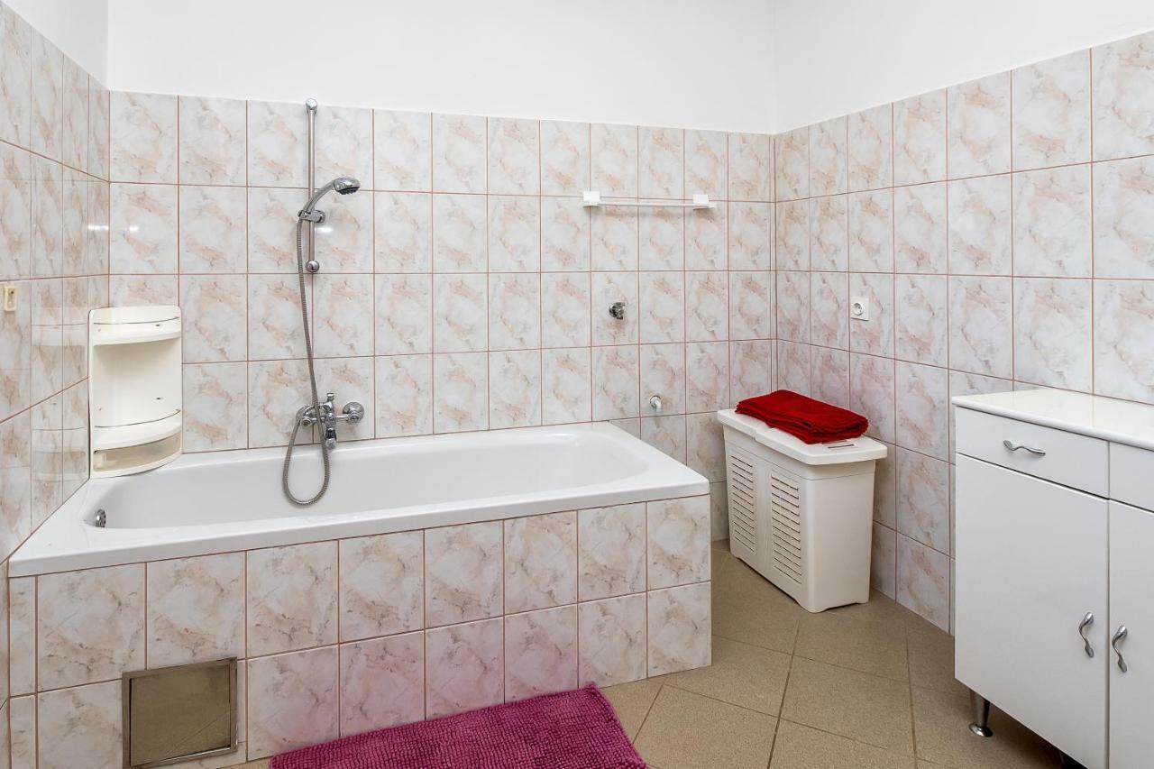 Apartment Olivera Trogir Exterior photo