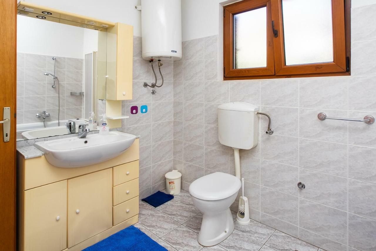 Apartment Olivera Trogir Exterior photo
